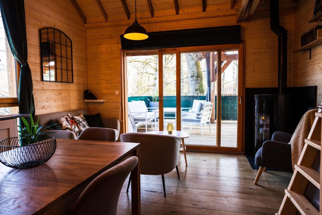 Charmante Cabane Dans Les Arbres Avec Jacuzzi Et Sauna Boismorand Esterno foto